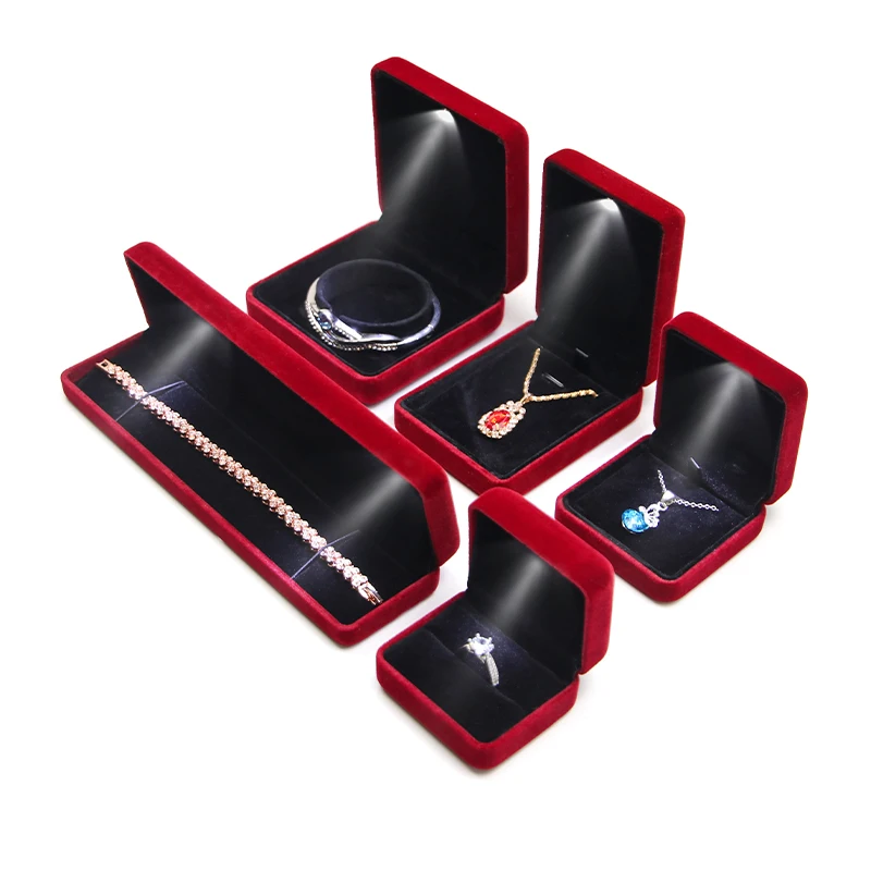 Hanhong logo embossed luxury led white light velvet red jewelry packaging box custom ring box jewelry box with light