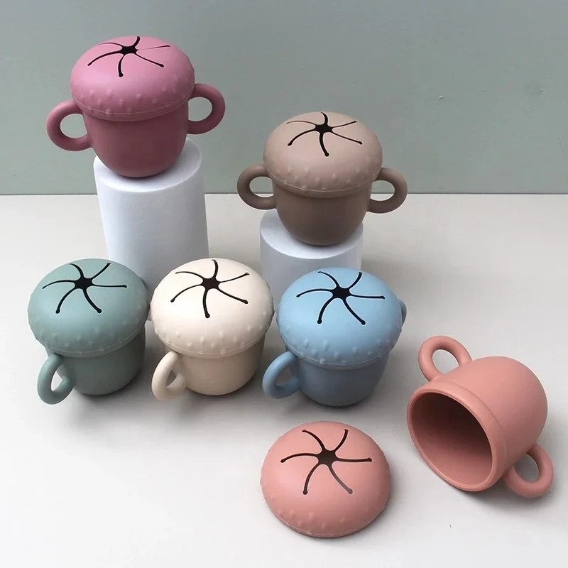 Food Grade Spill Proof Food Container Baby Silicone Snack Cup With lid for Toddler and Children 6-12 months