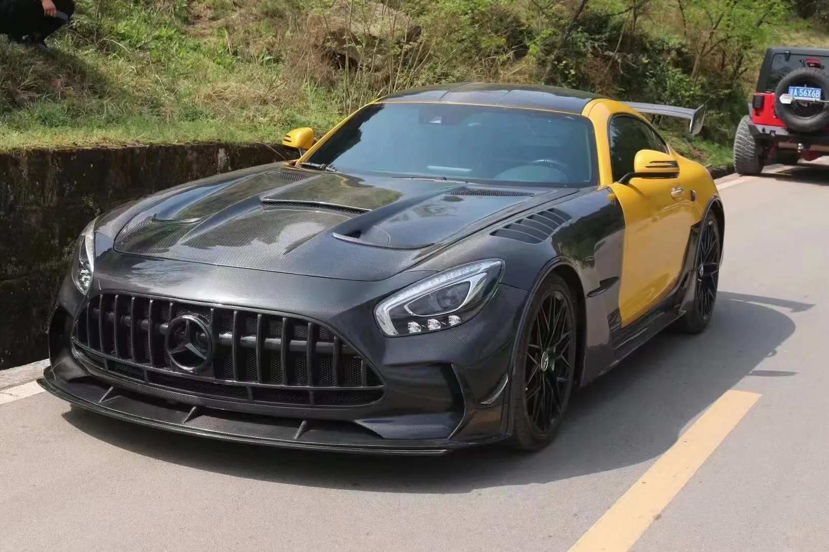 Modified To Black Series Style Half Carbon Fiber Car Front Bumper Chin Assembly Body Kit For Mercedes Bens Amg Gt Gtr