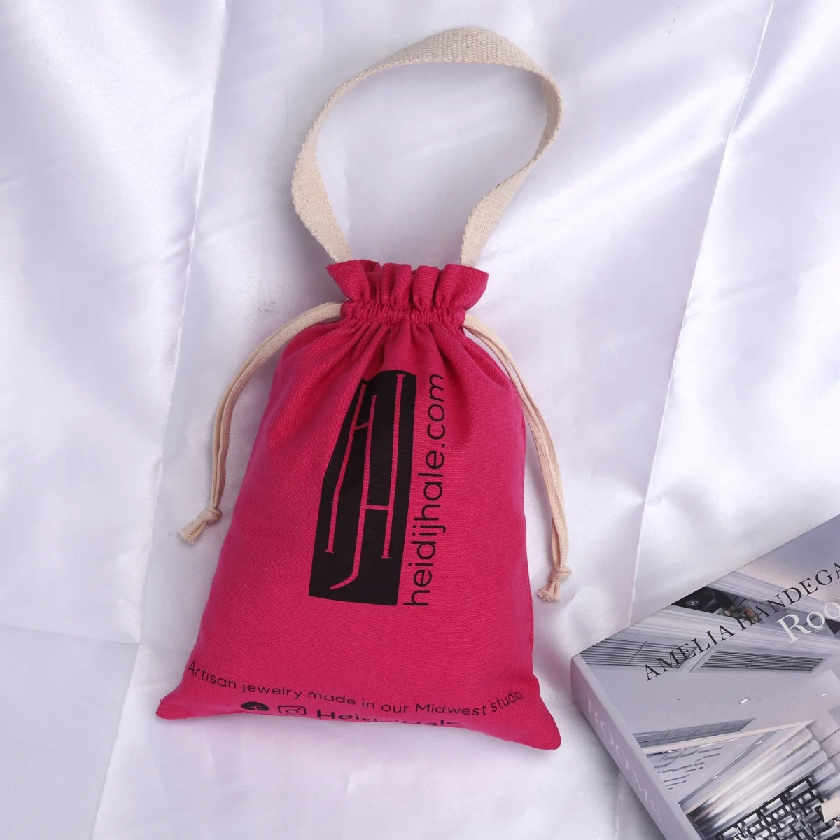 Custom Logo Printed Canvas Handle Drawstring Jewelry Packaging Bag Cotton Canvas Gift Shopping Dust Bag
