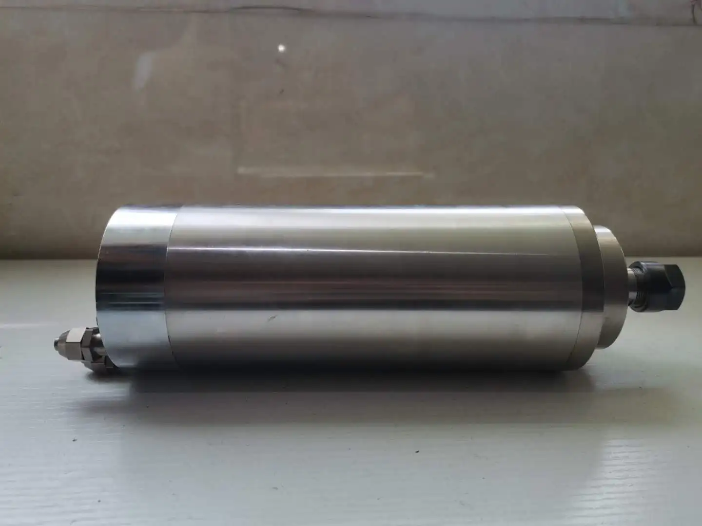 3.2kw 220V 380V water cooled spindle motor with collect ER20, 100MM diameter for cnc router