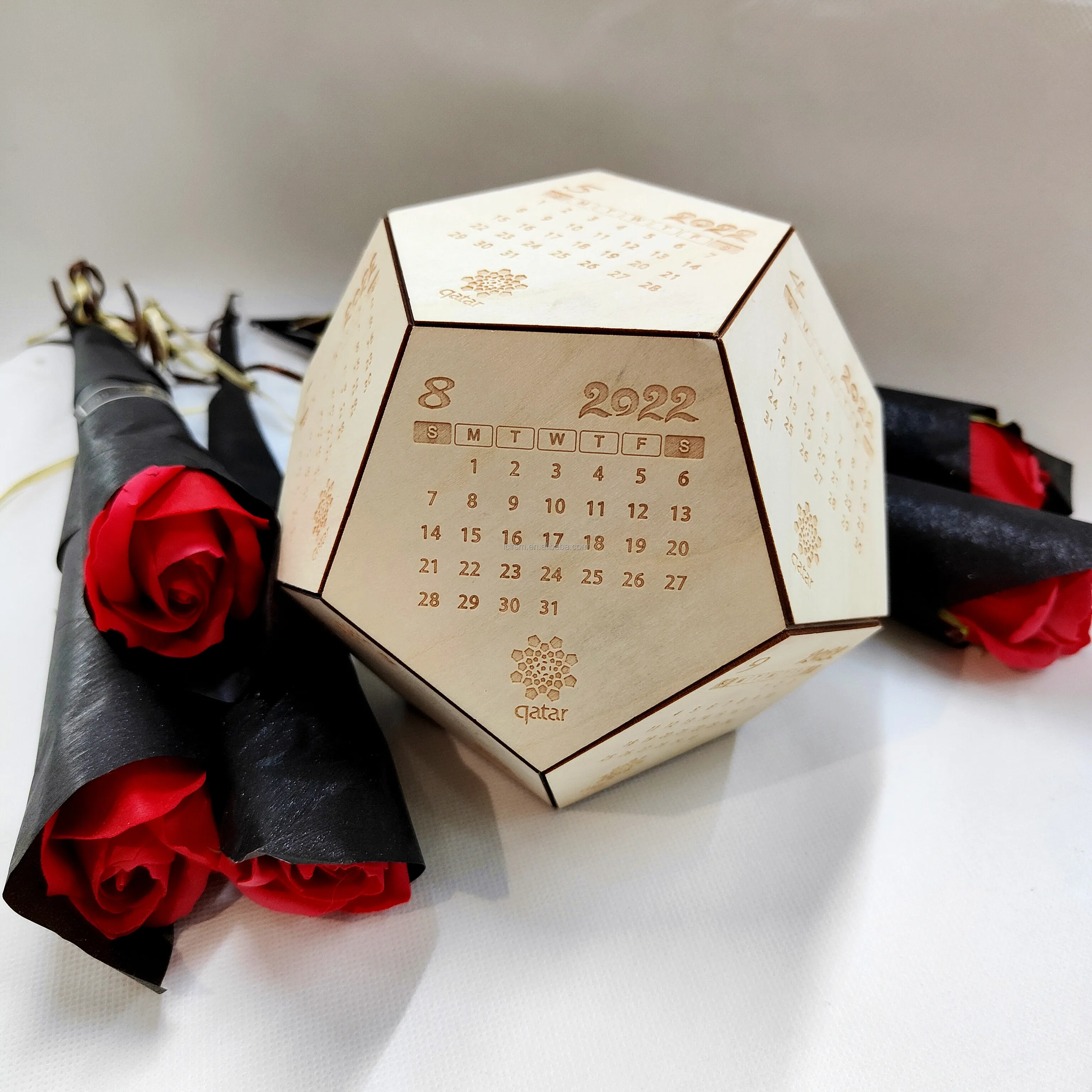 Nice and practical creative wooden calendar decoration Football modeling arbitrary combination and Mosaic