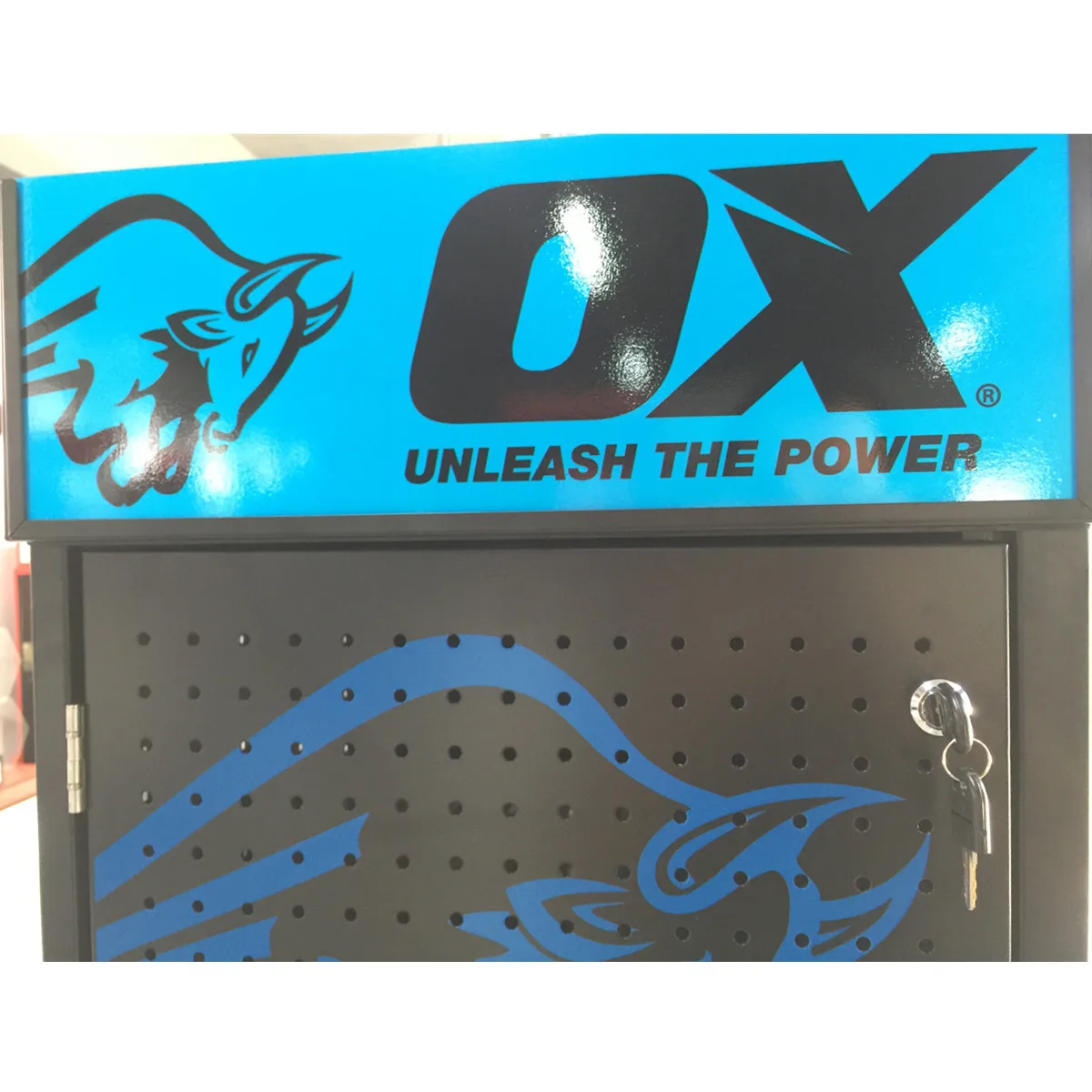 Cabinet Style 4-sided Display Metal Movable Floor Standing Pegboard Hardware Tools Stand Customized for Famous Brand