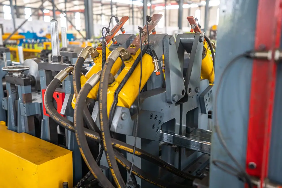 ZTRFM80-300 Automatic C purlin Steel CZ purlin  roll forming machine for solor panel structure
