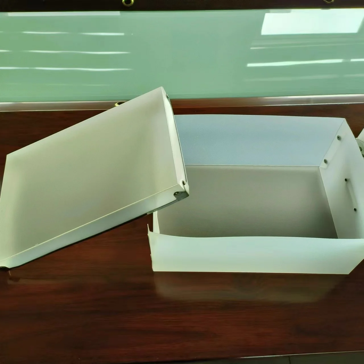 Customized Hand-Carry File And Stock Box With Affordable Factory Wholesale Prices For Color And Material Options