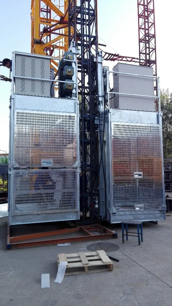 Rack and pinion construction hoisting elevator