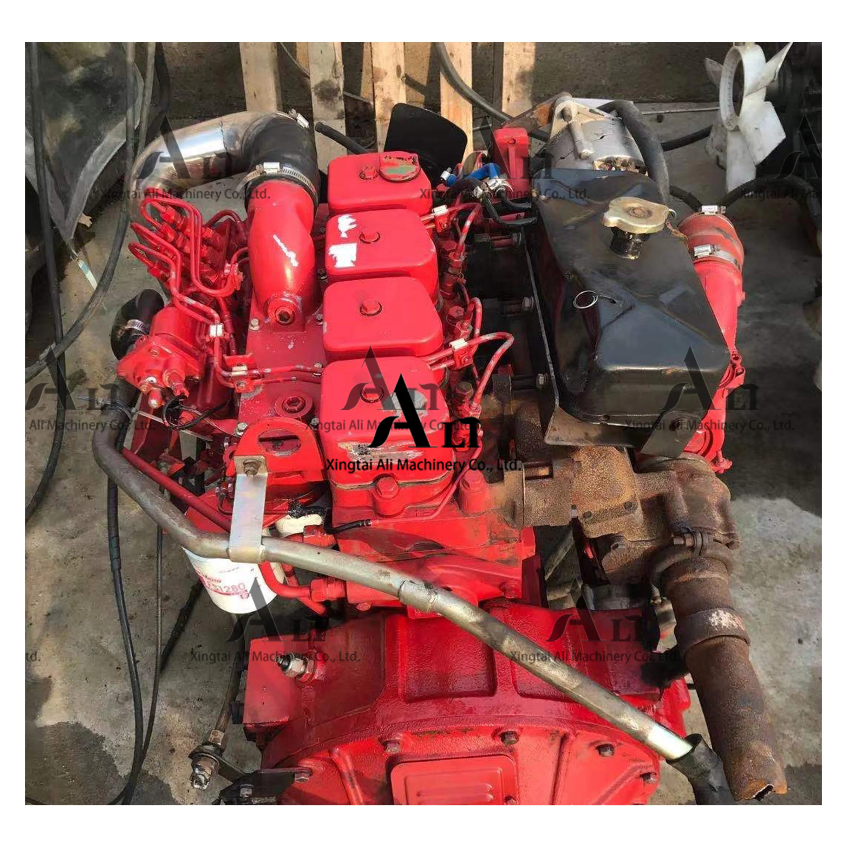 Low price and Good Quality 4BT 4 cylinder Second hand engine Large pump For Cum mins Trucks