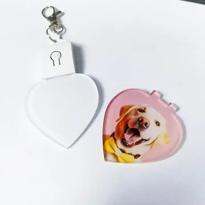 2024 Newly Valentine's Day Gift Customized Photo Sublimation Keychain Light up Key Holer