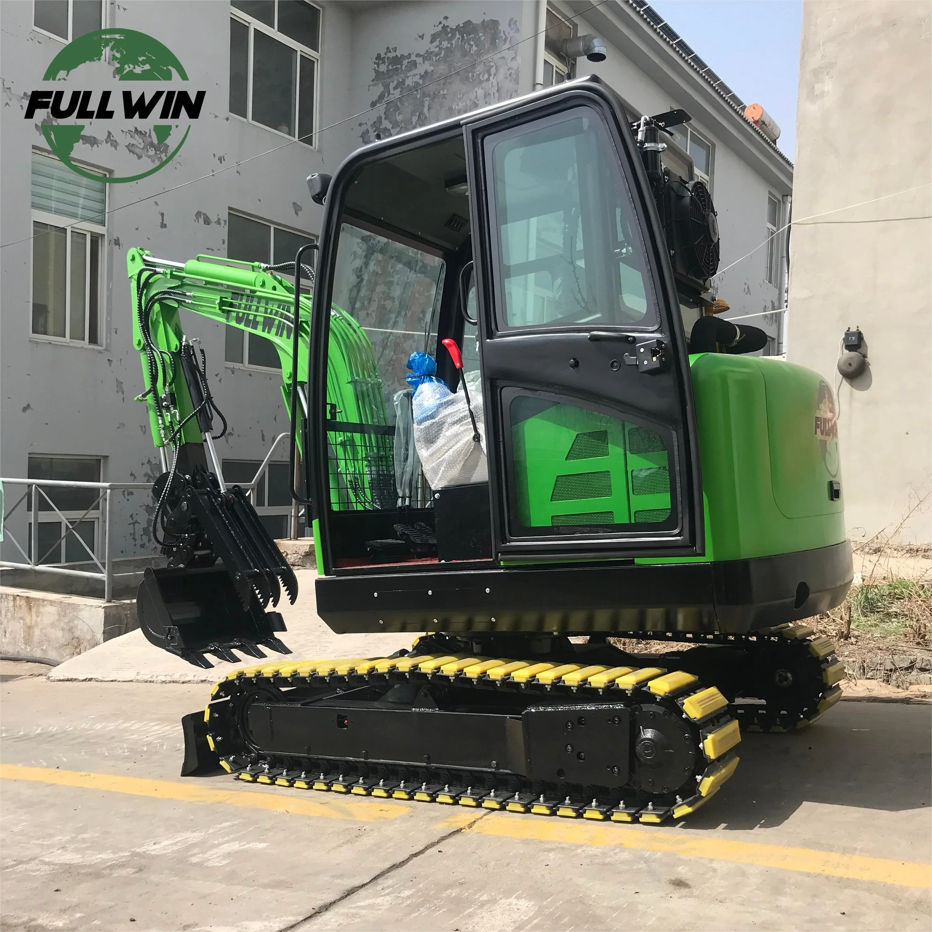 4.0 Ton Mini Excavator Contractor Grade Fully Enclosed Cabin A/C Heat 25HP Japanese Engine EPA EURO5 Certified