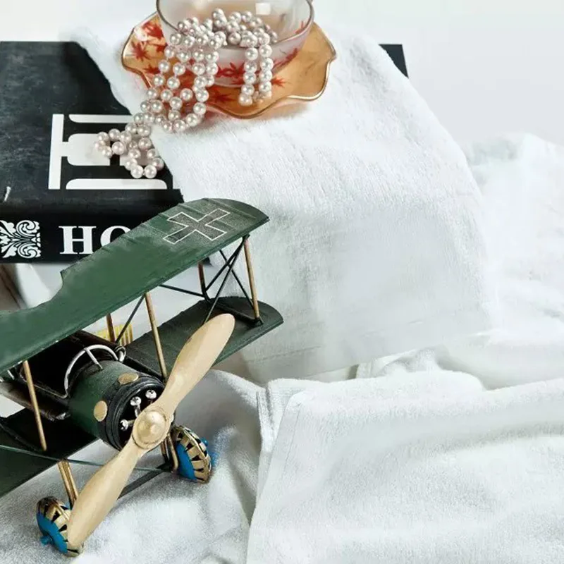 Factory wholesale hotel 32s flat woven embroidered soft towel absorbent towel gift cotton towel set