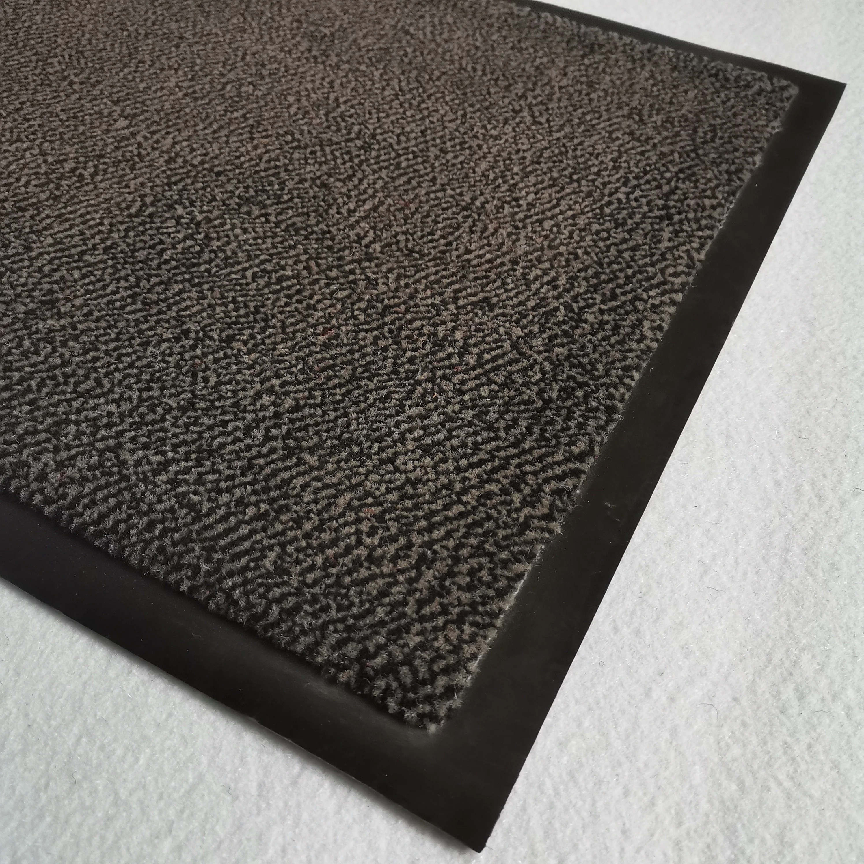 Cut Pile surface pp material, PVC backing  door mat in shandong dongwo manufacturer