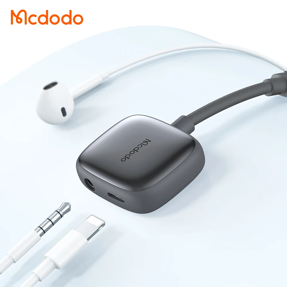 2 in 1 Lighting Headphone Adapter to 3.5mm + 2.4A Fast Charging DAC Music Calling Wired Control Headphone Aux to Lighting Cable