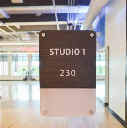 Custom 3d acrylic  advertising signs customized office sign