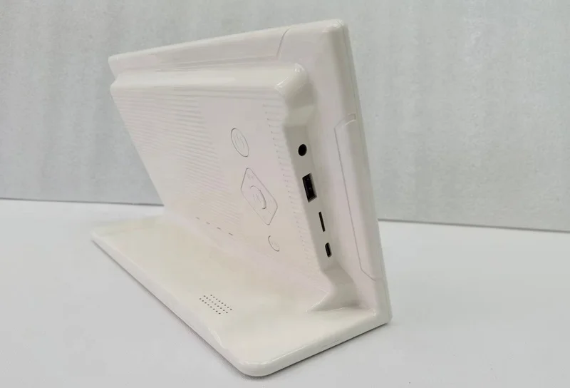 New Hot Selling Multifunctional Wireless Charging Digital Picture Frame IPS Display 7 8 10 13.3 15 Inch Wifi Digital Photo Frame