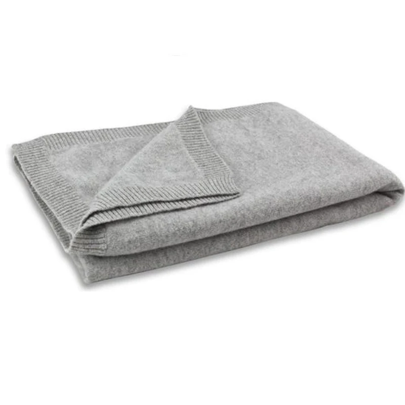 
Luxury Knitted Pure Cashmere Travel Set Kit with 4 Pieces blanket Eye Mask Socks Carry Case 