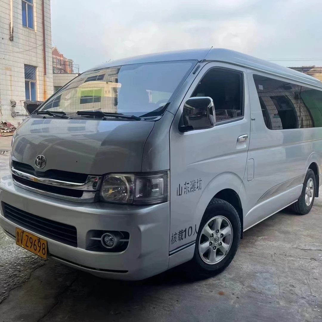 Secondhand Original Japan Good Condition HIACE mini bus diesel gasoline small bus 15 passenger mini bus