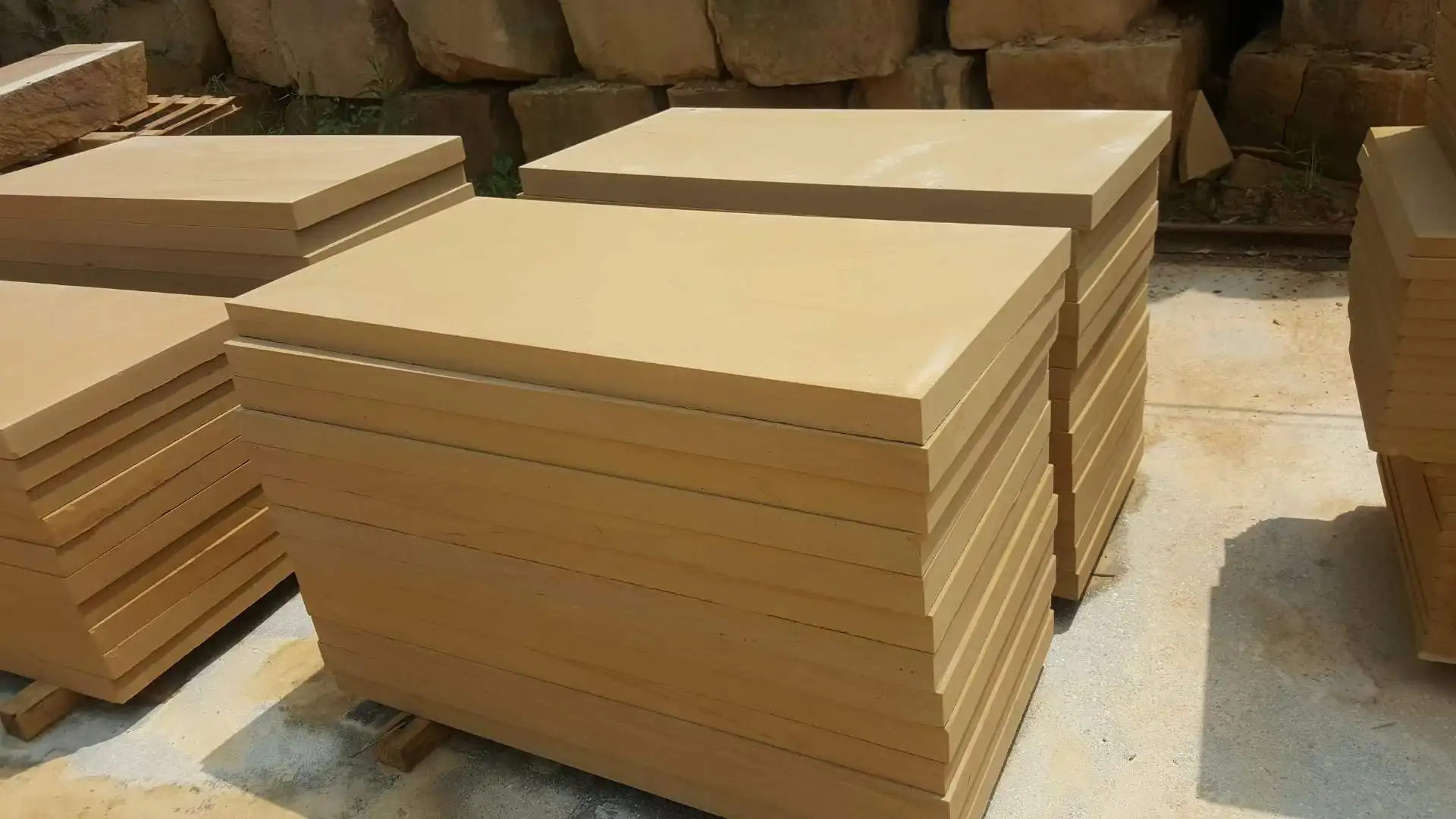 Sichuan Natural Golden Yellow Sandstone Cut To Size 60X60 Landscaping Paving Stone External Flooring Tiles