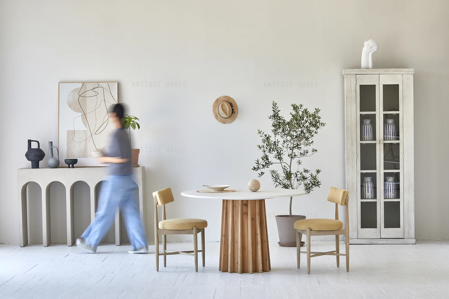 New design nordic furniture dining room concrete mesa round centre table accent tafel dining room table wooden dinning table set