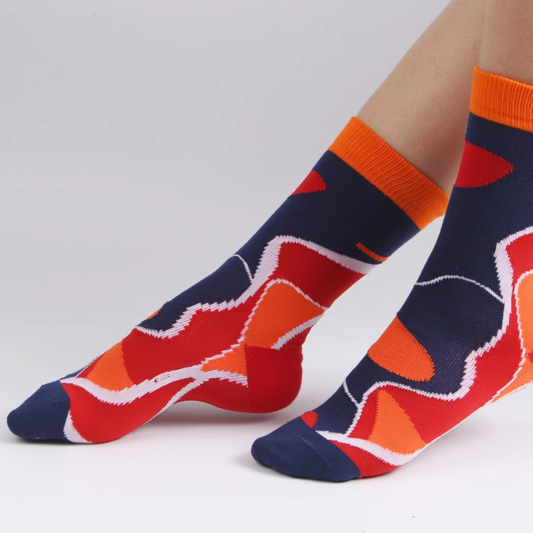 Cheap wholesale oem designer custom design your own logo men/women crew sports socks custom bamboo cotton red sock for man