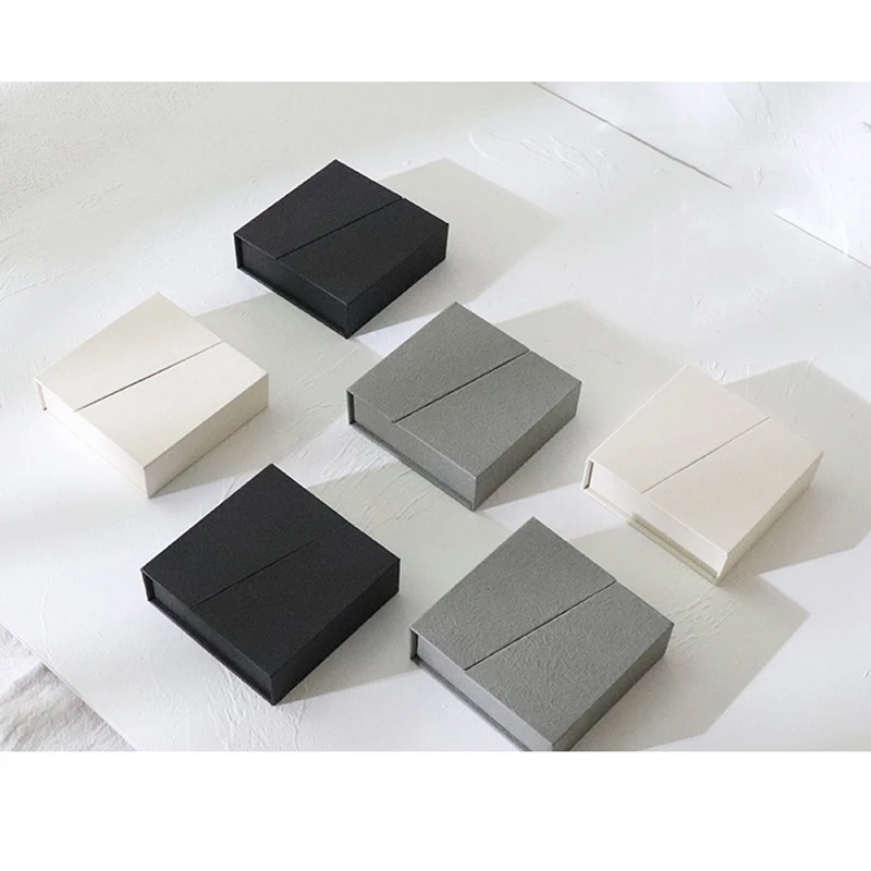 Factory Wholesale OEM Luxury PE Box Custom Logo Paper Magnet Double Open Door Jewelry Box for Jewellery Necklace Bracelet Rings