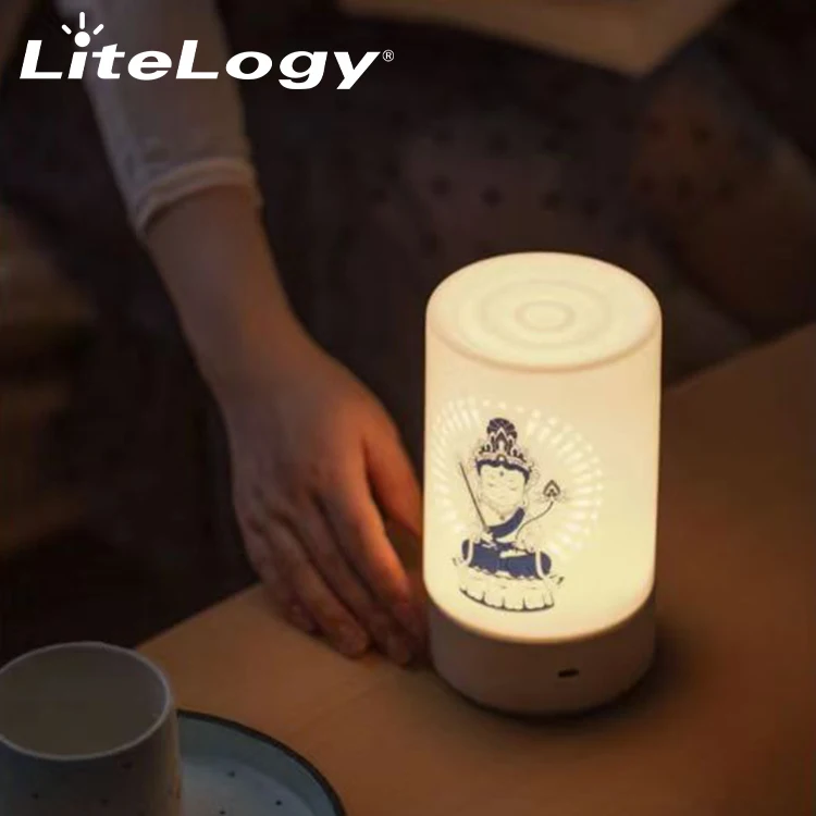 Customized Modern Living Room Porcelain Decoration Antique Chinese Bed Side Ceramic Table Lamp For Home Decor