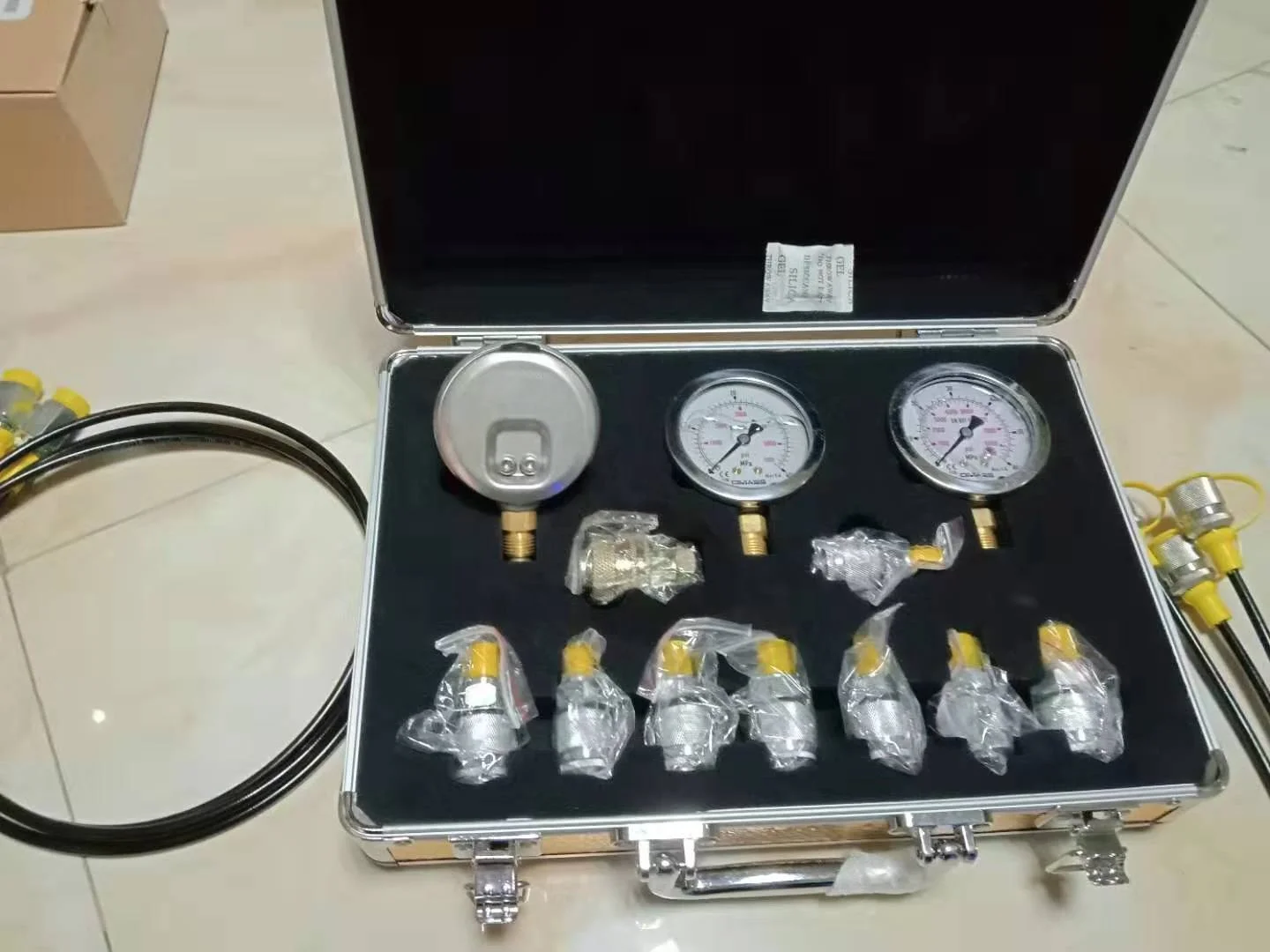 Hot Sell Hydraulic Gauge 0-25 MPa Pressure Test Table 0-3500 PSI