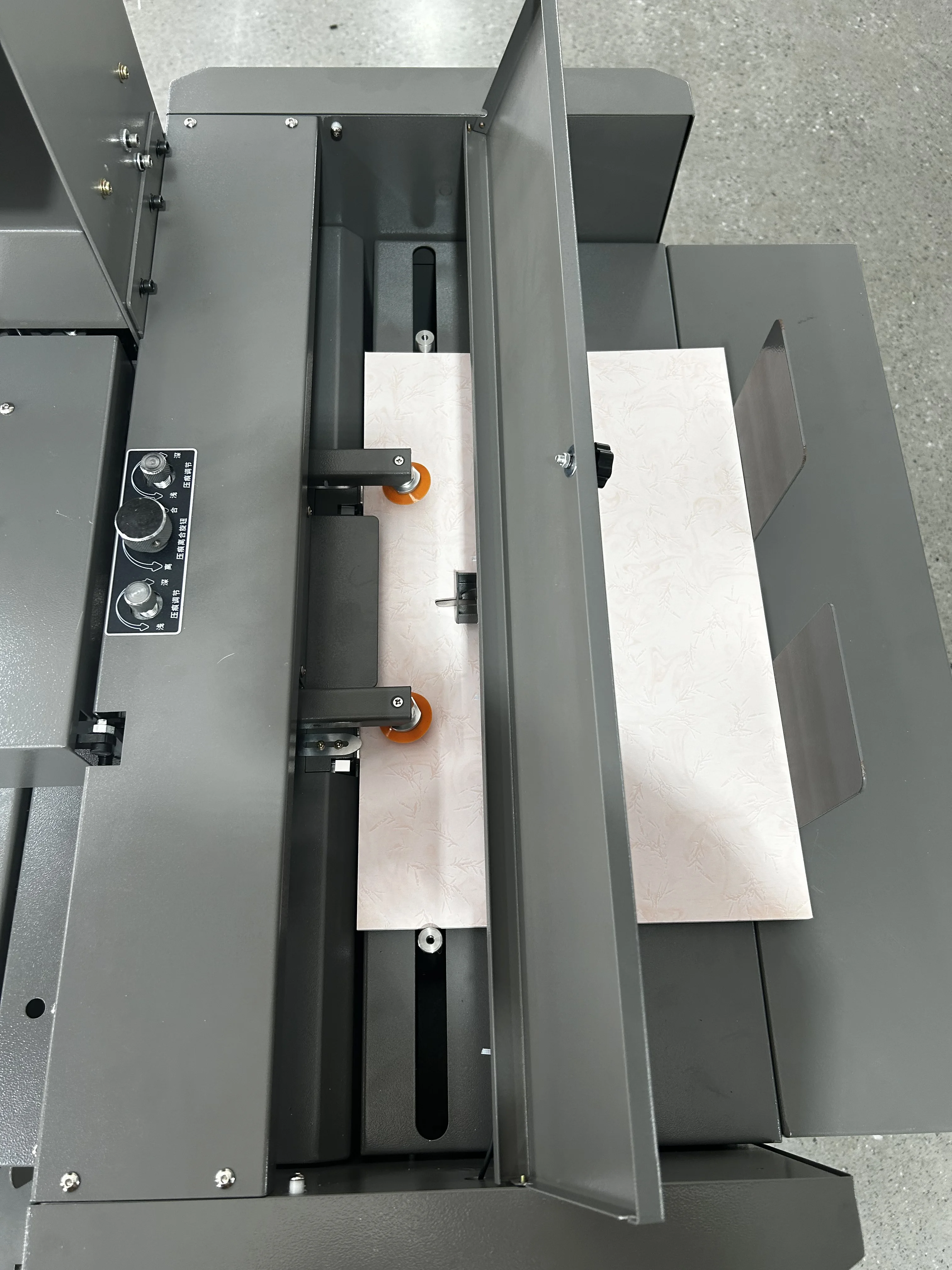 Полный автоматический H300 Book Binder новый дизайн с вдавливанием и автоматической подачей клея легко работать