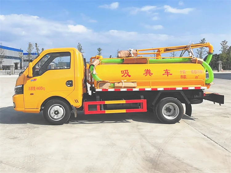 Dongfeng Tuyi 4x2 Diesel Fuel Vacuum Pump Sewage Suction Truck Manual Transmission