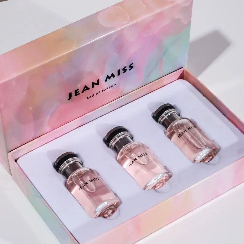 Hot Selling Christmas Gift Set Parfums Long Lasting Wholesale 10% 20% Edp for Women Body Fragrance Perfume Set Spray Floral