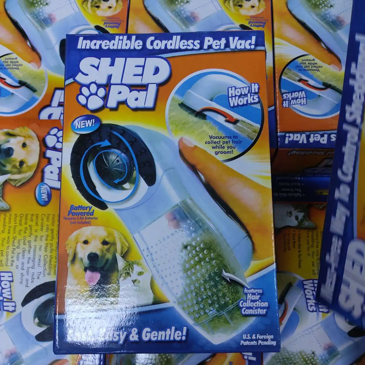 Pet Grooming Brush Deshedding Tool Electric Pet Hair Remover Suction Device For Dog Cat Clean Fur