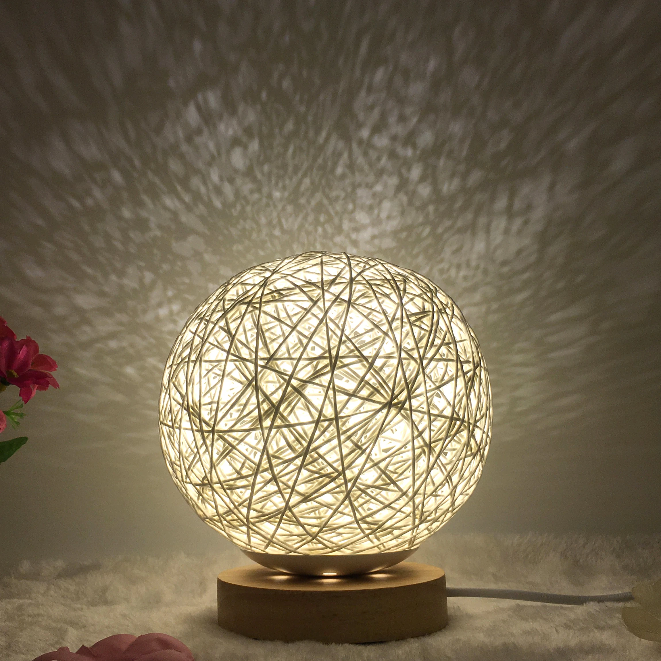 LED Rattan Ball Table Lamp 15cm Romantic Warm Night Light Brightness Globe Ball Decorative Desk Lamp for Bedroom House