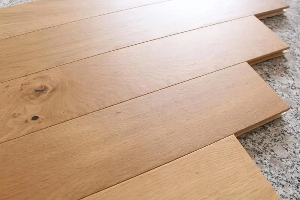 Oak Natural Color Flat Surface Popular Herringbone Pattern ABC Grade Wood Parquet Flooring