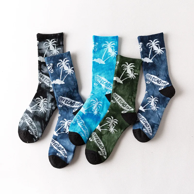 Hellosport Promotional Cheap Socks Ladies New Design Figures Cotton Funny Cartoons Crew Women Sock