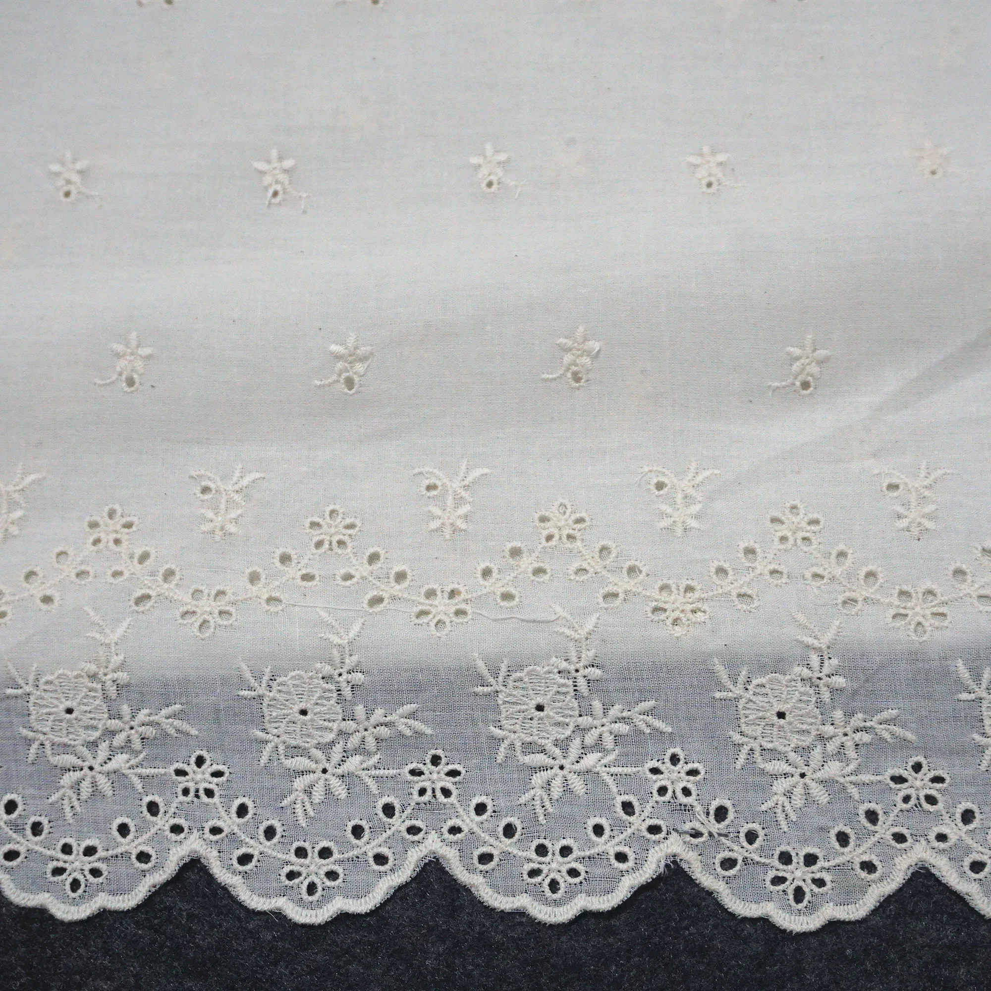 
New customized hot sale 100% cotton flower lace embroidery fabric 