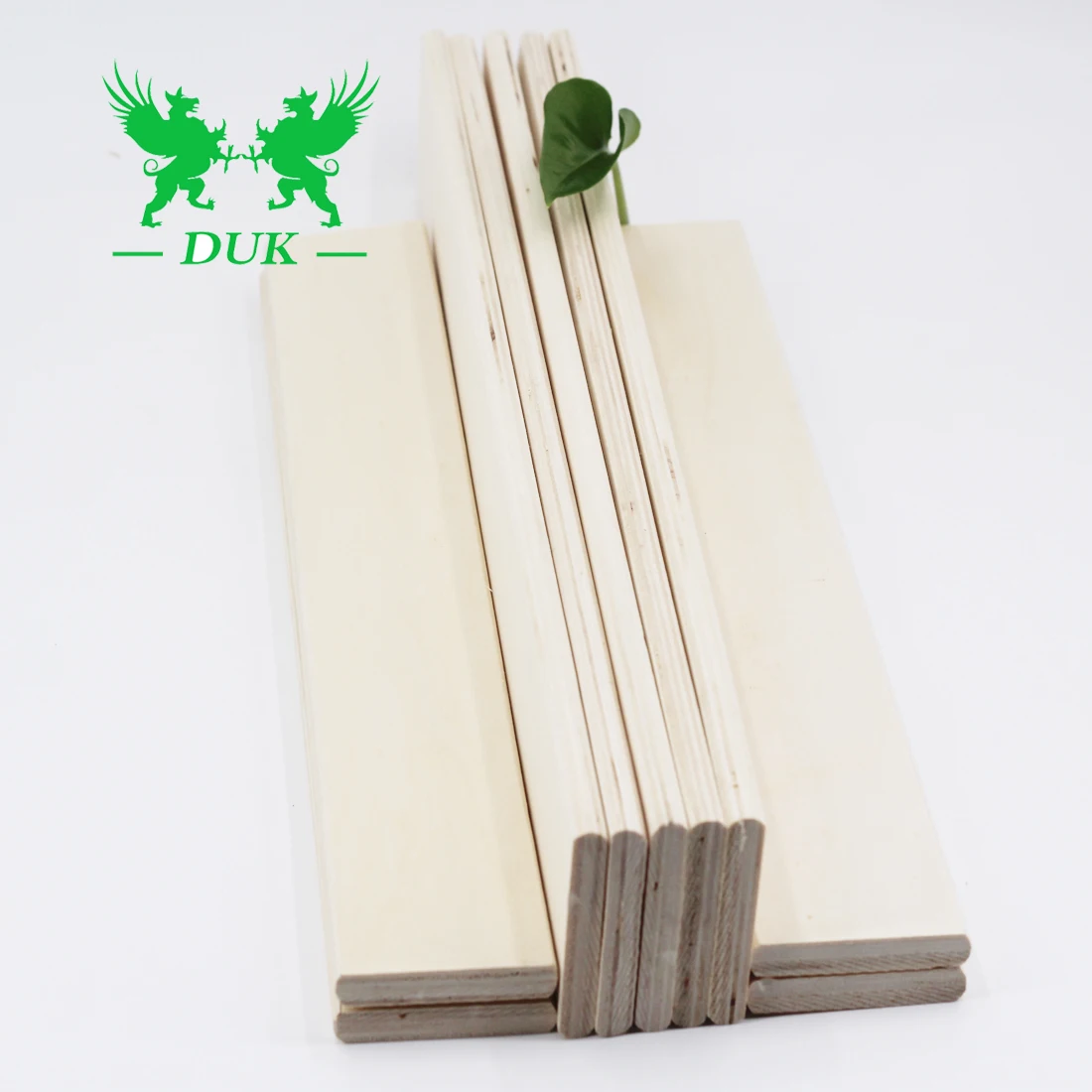 E0 Laminated Veneer Lumber LVL Plywood Board For Bed Slat Furniture Door Frame And Drawer / Poplar Pine Veneer LVL Timber