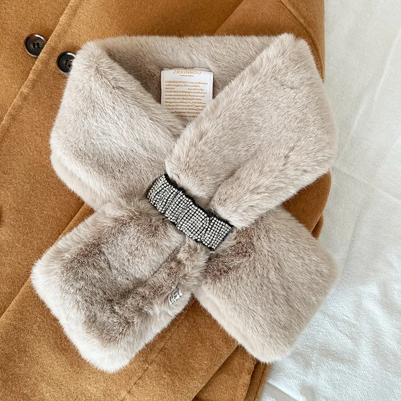 Factory Low Moq Winter Neck Scarf Multicolor Faux Fur Diamond Rhinestone Loophole Scarfs Soft Cozy Thick Neckerchief For Women
