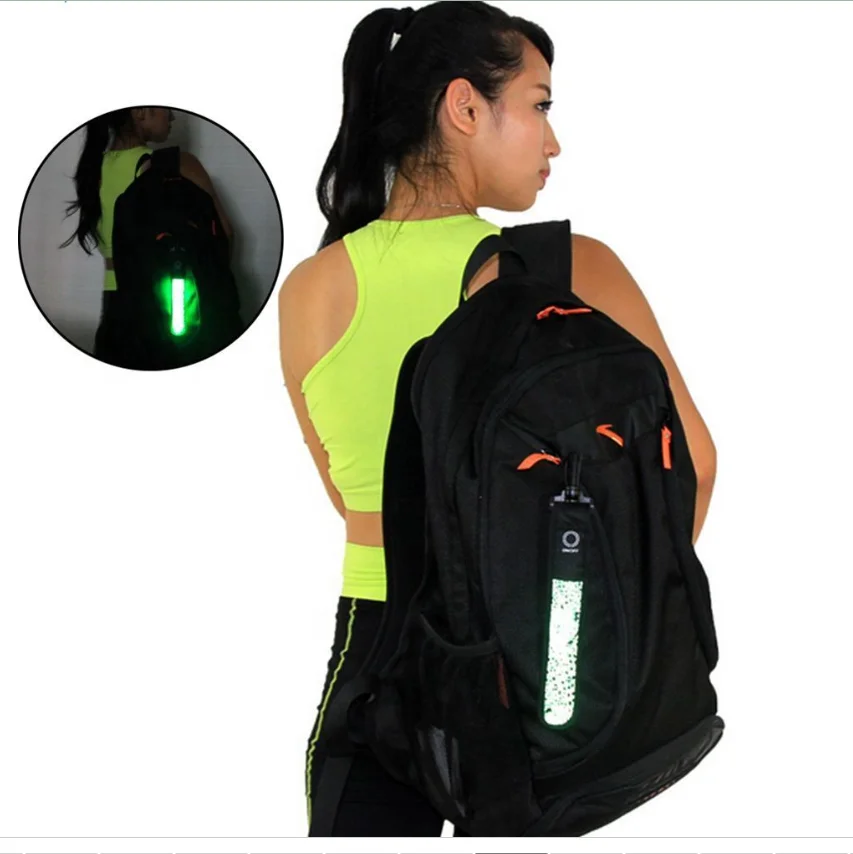 Custom Logo LED  Schoolbag Safety Reflective Hanger Backpack Hanging Lights Luminous Armband Arm Belt Band LED Reflective Light