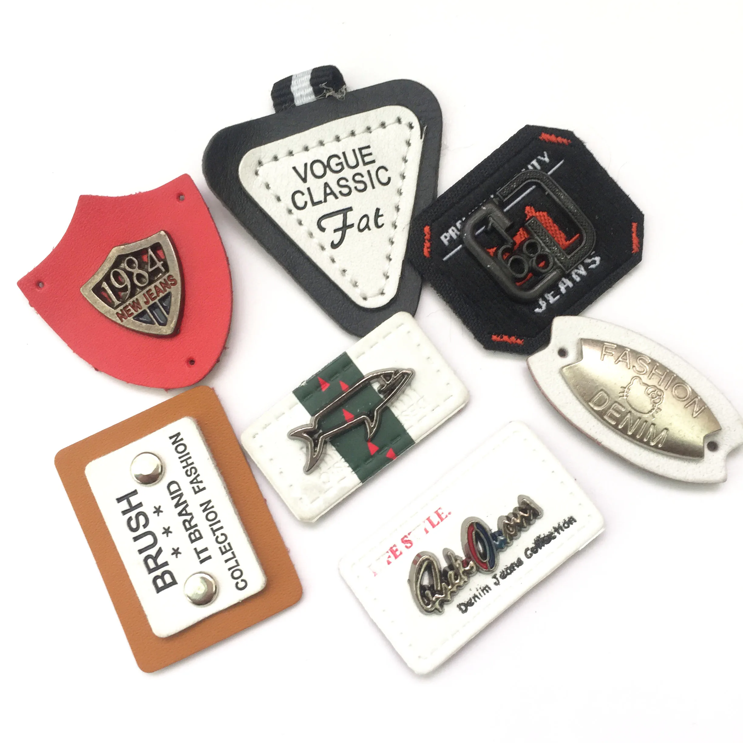 Very Cheaper Custom Debossed Leather Metal Label Clothing Patch Label with Custom 3D Metal Logo