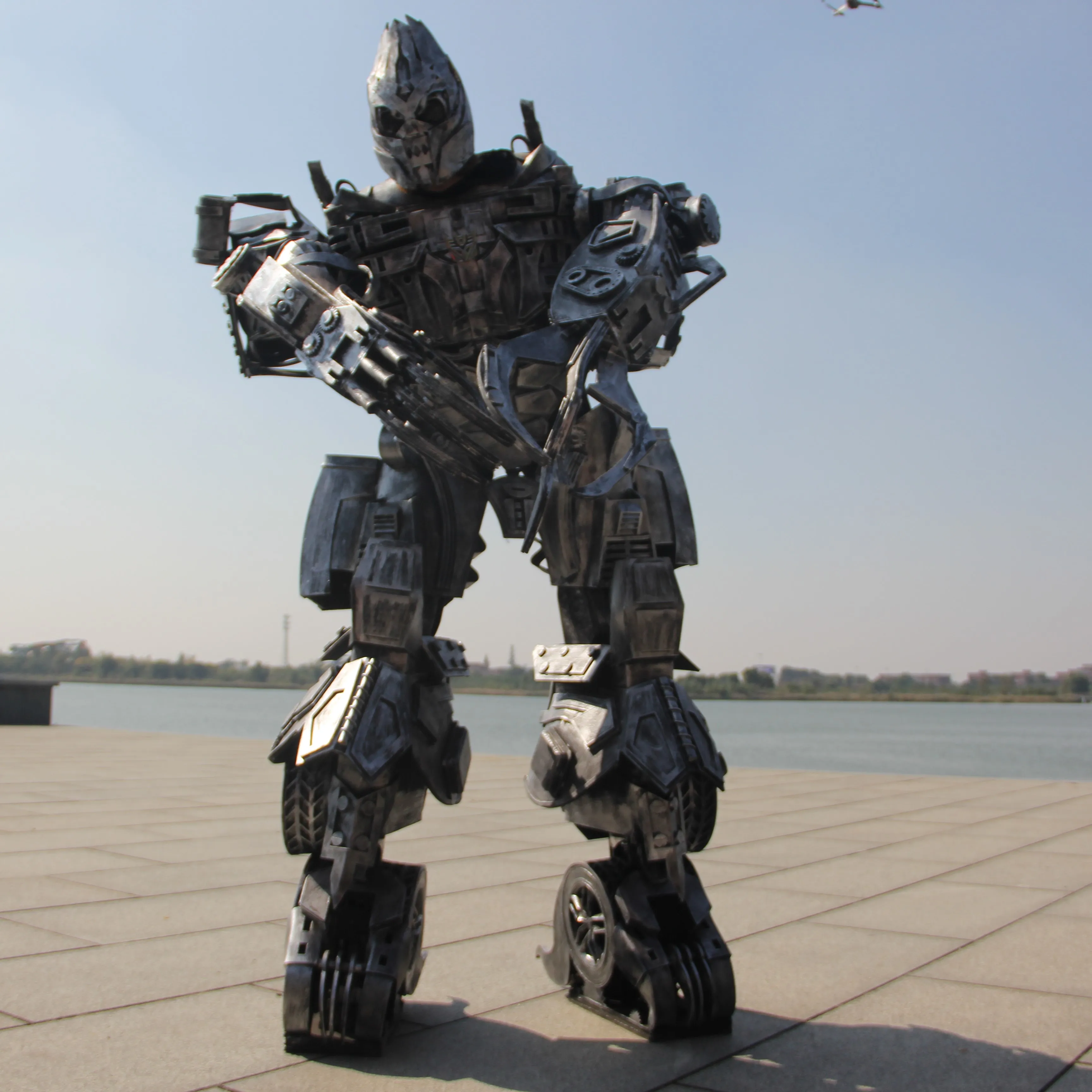 
RealisticEVA Foam Color Painting Robotic Megatron Robot Costume 