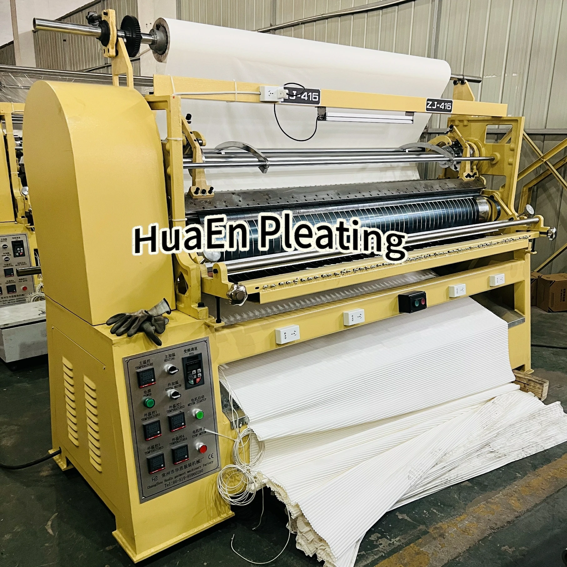 China Changzhou HuaEn ZJ-416 viscose fabric textile knickers headscarf muffler frock pleating machine for sale