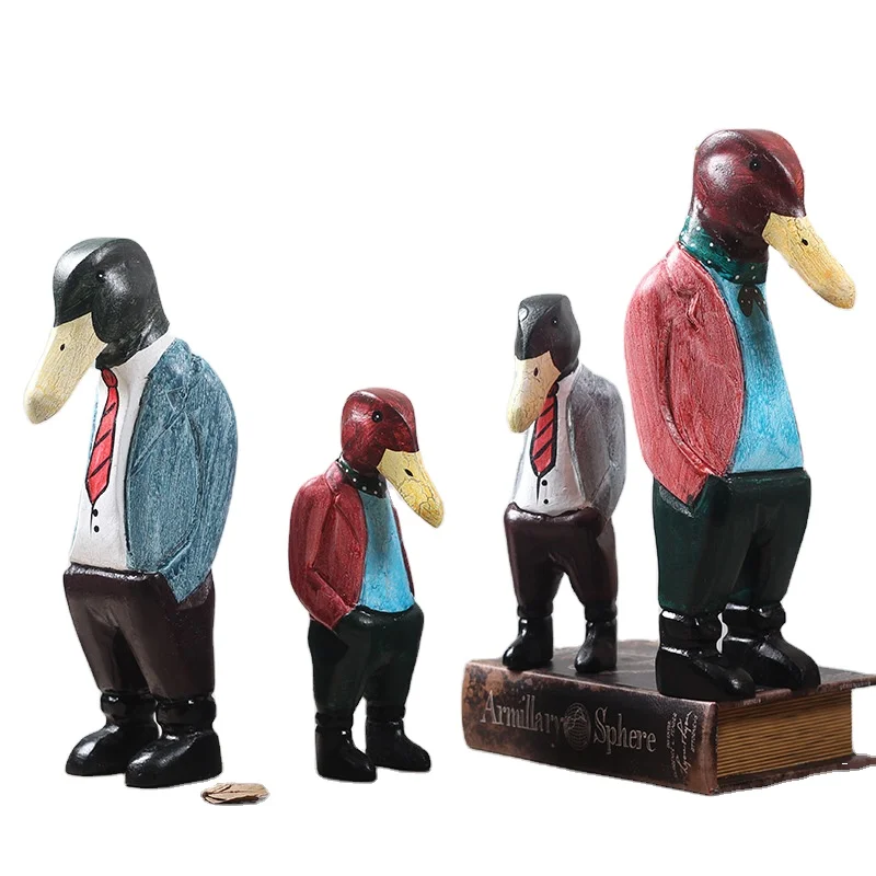New design cheap MOQ 2 pcs European Nordic solid wood carving installed cool duck home office decoration