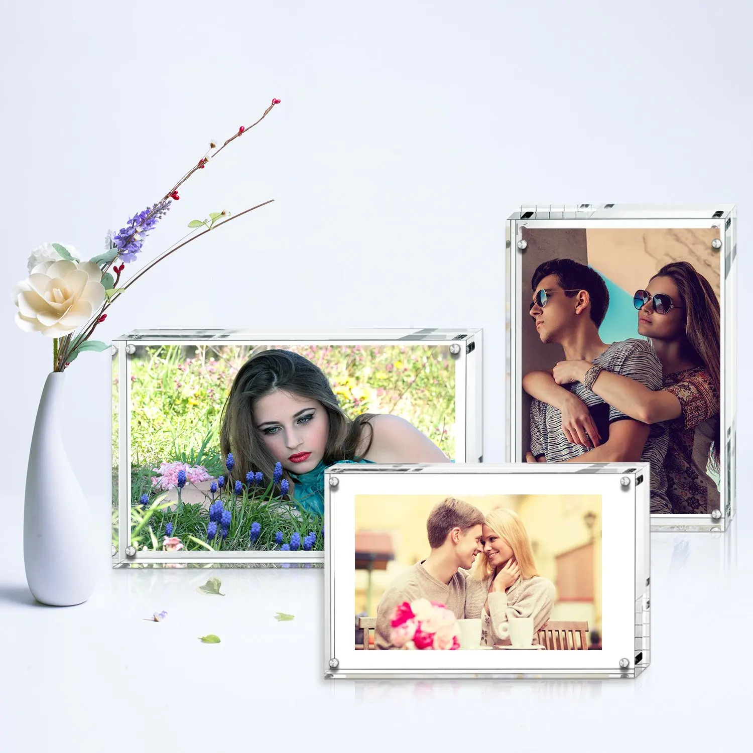 Factory wholesale 3.5x5 inch Desktop Frameless Postcard Display home decor luxury  Acrylic crystal Picture Frame for room decor