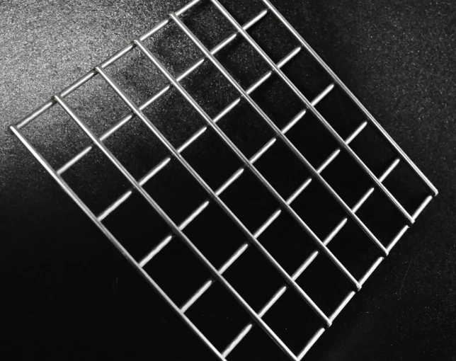 Factory price 2x2 inch mesh galvanized welded wire mesh for fence
