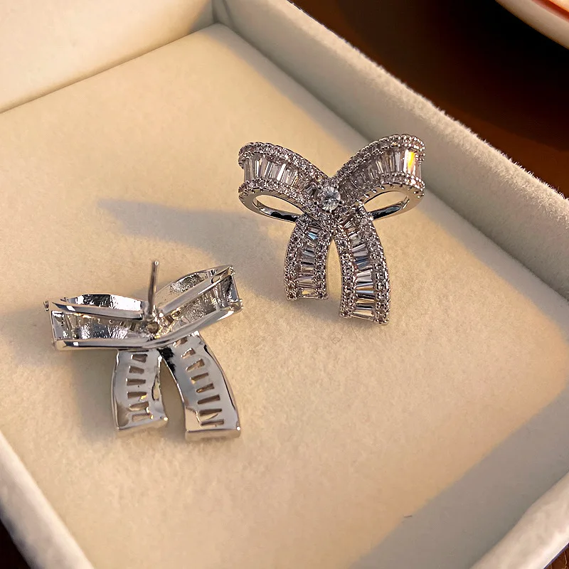 Fashion silver bow knot shining zircon stud earrings