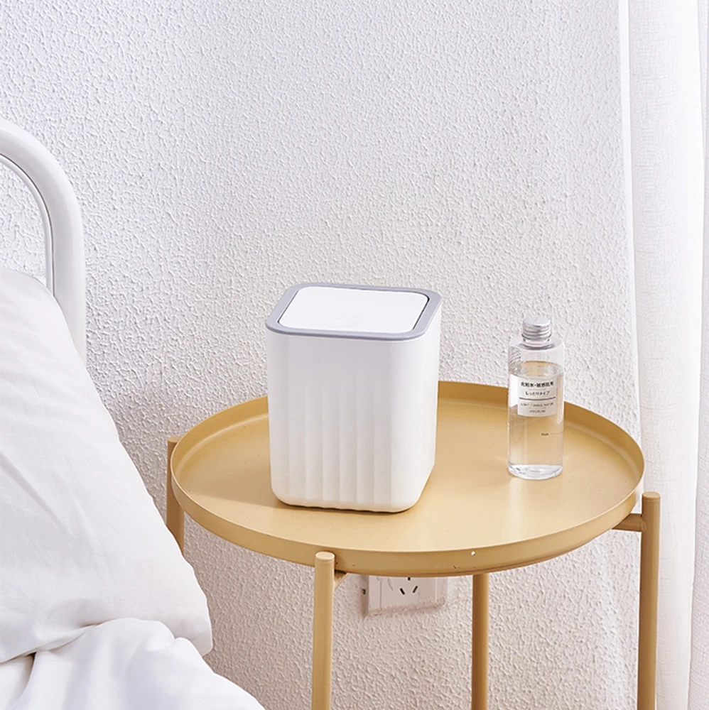 Mini Trash  with Lid Small Can Desk Can Garbage Tiny Waste Basket White