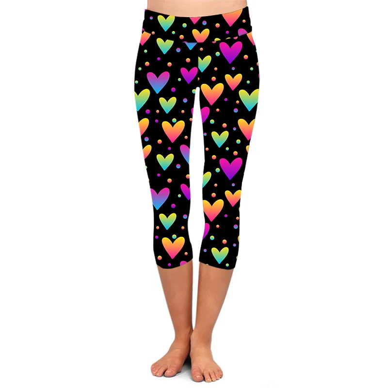 China Factory Wholesale Women Colorful Heart Printed Capri Leggings Buttery Soft Peach Skin Capri Leggings For Women