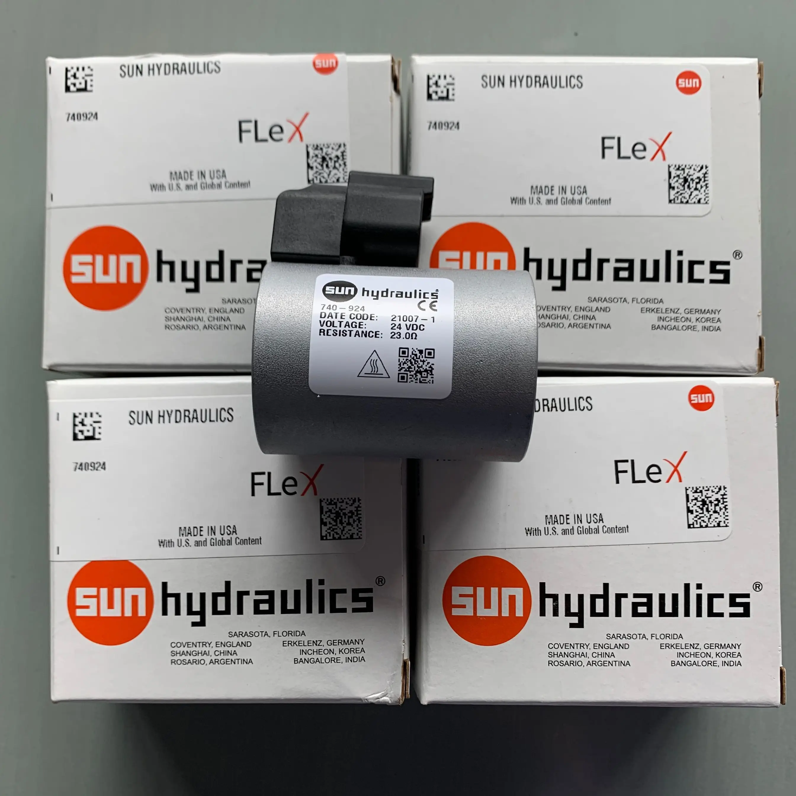 740-924 740924 740 924 SUN hydraulics origin 24 VDC coil with AMP Junior Timer connector with TVS Diode in stock HYDRAFORCE