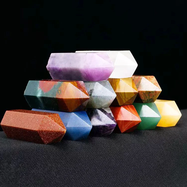 Factory Wholesale Natural Stone Amethyst Rock Quartz White Crystal 4.5cm Hexagonal Pointed Crystal