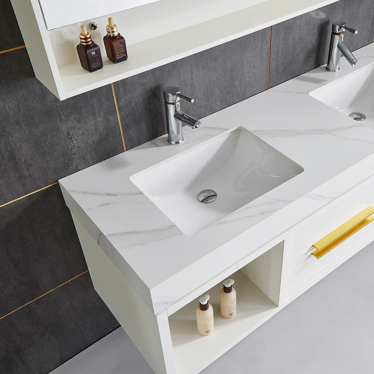 2021 New Design WHOLESALE LUXURY 1500mm PLYWOOD Paint-free bathroom vanity Cabinet with led cabinet