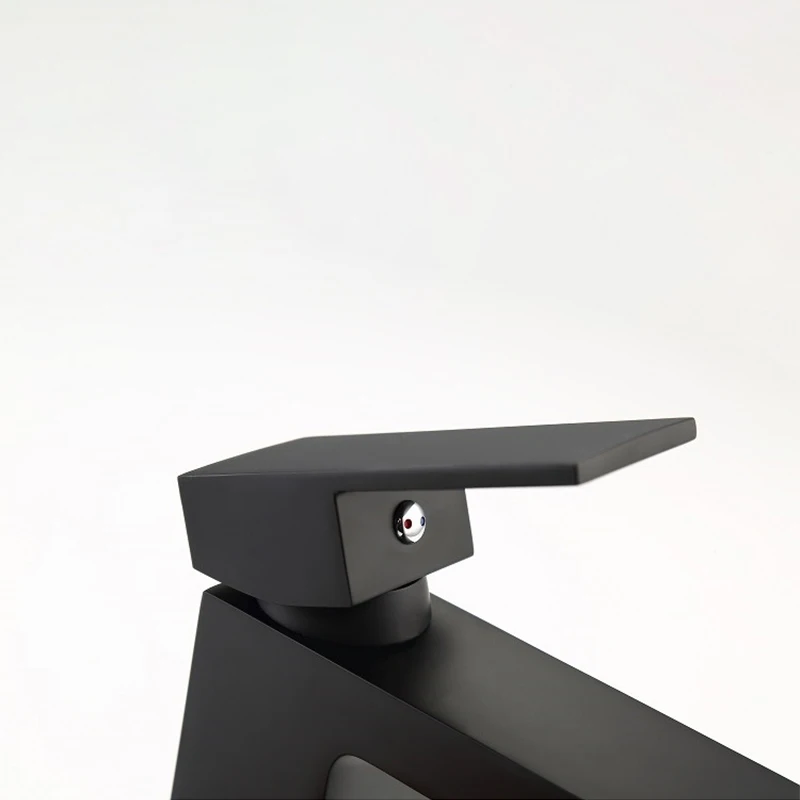 Modern Simple Design Matte Black Square Basin Tap Mixer Waterfall Bathroom Faucet Tap Brass Single Handle Washroom Faucets